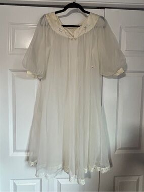 1970's Shadowline Cream Sheer Peognoir with Lace and Satin Trim